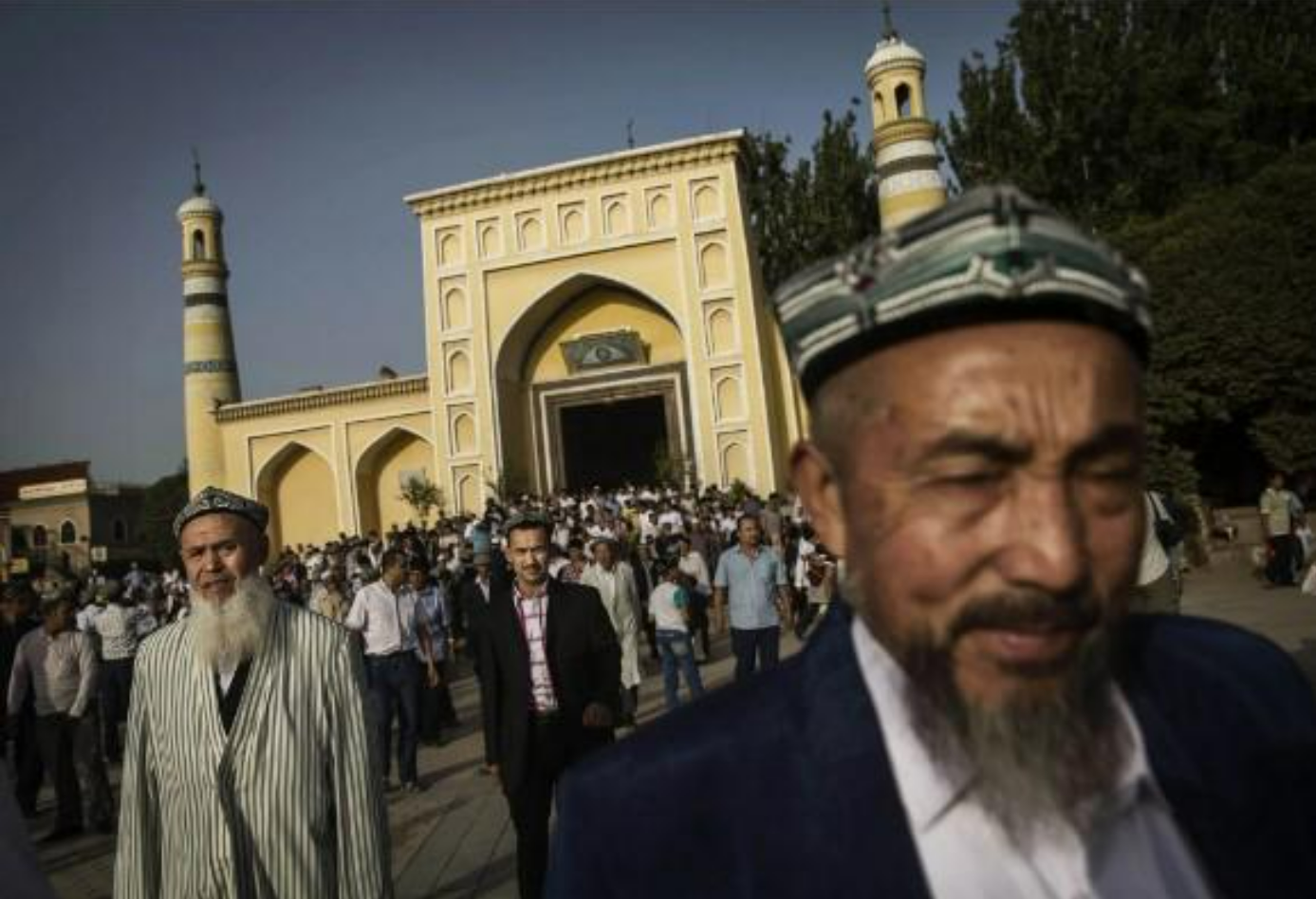 Eid prayers in old Kashgar